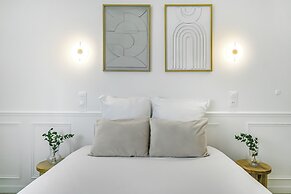 JIJI Suites