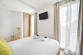 JIJI Suites