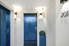 JIJI Suites