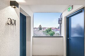 JIJI Suites