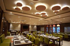 Roop Vihar Resort