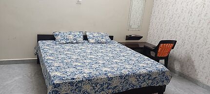 Hariom Home Stay By GRB