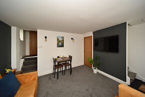 Pinfold Suite - Chester Road Apartments by