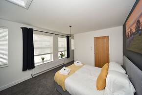Pinfold Suite - Chester Road Apartments by