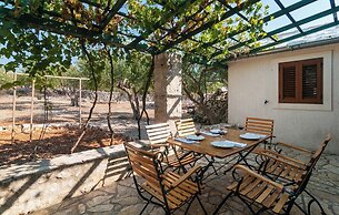 Holiday Home Stomorica