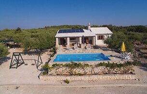 Holiday Home Stomorica