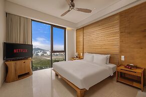 The Salt Collections Beachfront Resort Da Nang