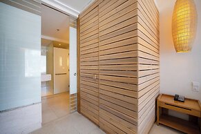 The Salt Collections Beachfront Resort Da Nang