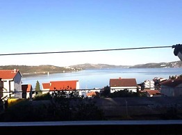 Seaside Okrug Gornji Apartment With Terrace and Patio