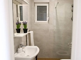 Stylish Okrug Gornji Apartment With Terrace and Patio