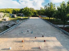 Tranquil Oasis Holiday Home Primorski Dolac With Pool