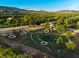 Tranquil Oasis Holiday Home Primorski Dolac With Pool