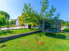 Tranquil Oasis Holiday Home Primorski Dolac With Pool