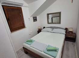 Peaceful Island Haven With Pool, BBQ & Games Area