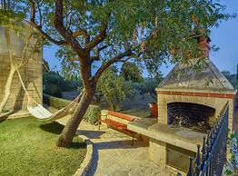 Peaceful Island Haven With Pool, BBQ & Games Area