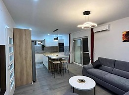 Bright and Tranquil Holiday Home With Pool