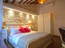 Elegant Rovinj Old Town Apartment