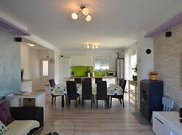 Exquisite Secluded Villa With Pool