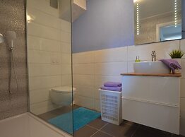 Exquisite Secluded Villa With Pool