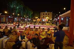 Sarnath Motel And Resort