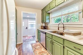 Hike, Boat & Fish: Dog-friendly Robinson Home