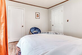 Hike, Boat & Fish: Dog-friendly Robinson Home