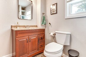 Hike, Boat & Fish: Dog-friendly Robinson Home