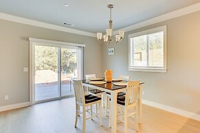 5 Mi to Shasta Lake: Newly Built Home w/ Backyard!