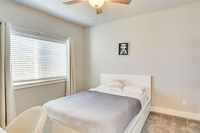 5 Mi to Shasta Lake: Newly Built Home w/ Backyard!