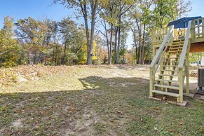 Near Top Attractions: Deck Dining at Severn Home!