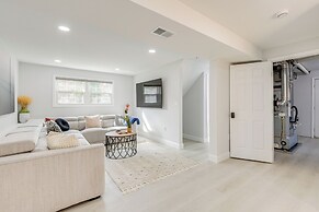 Near Top Attractions: Deck Dining at Severn Home!