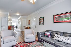 1 Mi to Uga: Charming Athens Condo w/ Balconies!