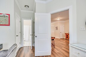 1 Mi to Uga: Charming Athens Condo w/ Balconies!