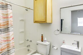 6 Mi to Nature Preserve: Apartment Near Lindale!