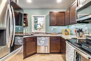 1 Mi to Dtwn Casper: Homey Getaway w/ Yard!