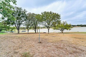 Lake Gem: Private Dock & Large Patio in Lewisville