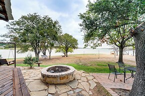 Lake Gem: Private Dock & Large Patio in Lewisville