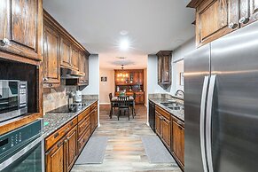 Lake Gem: Private Dock & Large Patio in Lewisville