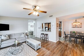 Lake Gem: Private Dock & Large Patio in Lewisville