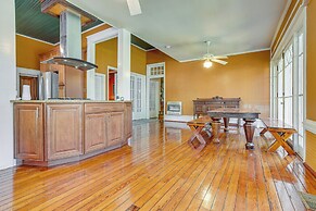 1 Mi to Dtwn Meridian: Historic Home w/ Porch!