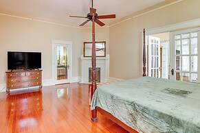 1 Mi to Dtwn Meridian: Historic Home w/ Porch!
