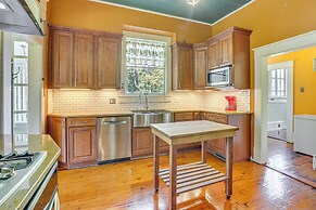 1 Mi to Dtwn Meridian: Historic Home w/ Porch!