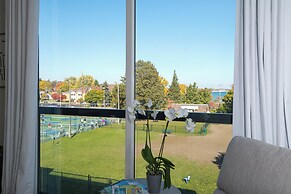 Walk to Beach: Penthouse Condo in Traverse City!