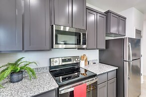 Newly Built Home: 2 Mi to Dtwn Temple!
