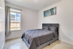 Newly Built Home: 2 Mi to Dtwn Temple!
