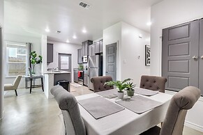 Newly Built Home: 2 Mi to Dtwn Temple!