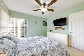 Riverfront Backyard & Grill: Sunrise Family Home