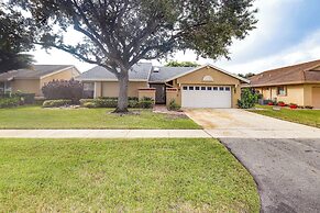 Riverfront Backyard & Grill: Sunrise Family Home