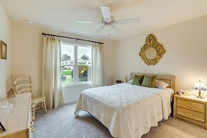 1 Mi to Spanish Springs Square: The Villages Home!