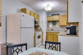 Near Lake Wylie - Updated Cottage w/ Yard!